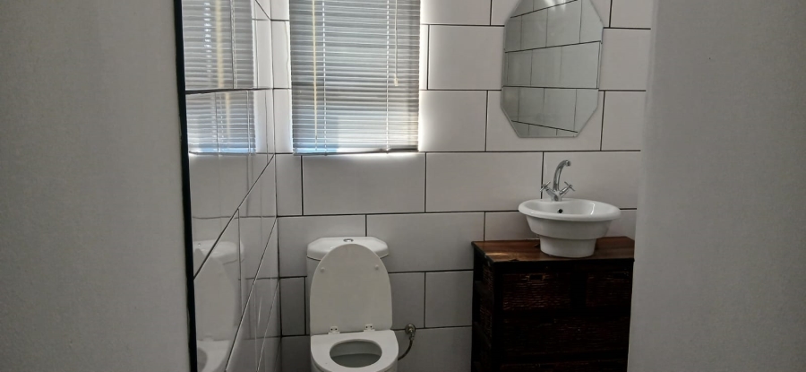 To Let 4 Bedroom Property for Rent in Hopefield Western Cape